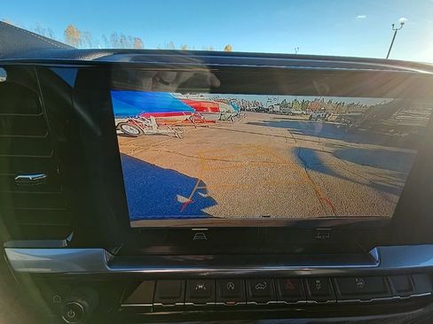 Used 2023 Chevrolet Silverado 1500 LT image 8