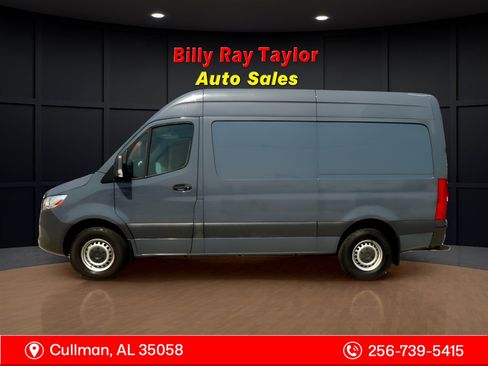 Used 2019 Mercedes-Benz Sprinter 144 image 2