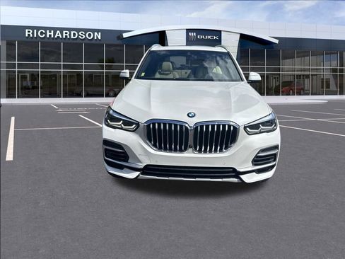 Used 2022 BMW X5 xDrive40i w/ Premium Package image 9