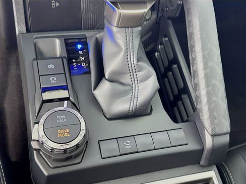 New 2025 Toyota 4Runner Limited image 21