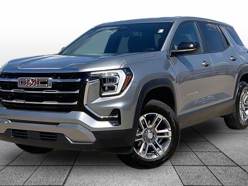Used 2025 GMC Terrain Elevation FWD image 1