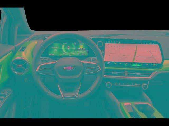 Certified 2025 Chevrolet Equinox EV LT FWD image 28