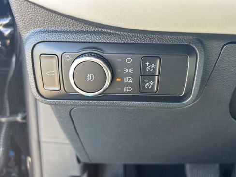 New 2026 Ford Explorer Platinum image 34