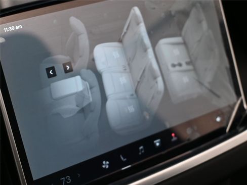 Used 2023 Tesla Model X image 18