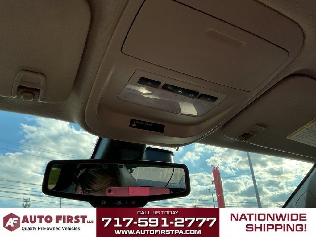 Used 2022 Chevrolet Colorado LT w/ Fleet Safety Package AWD/4WD image 24