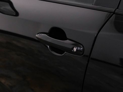 Used 2022 Toyota Corolla LE image 37