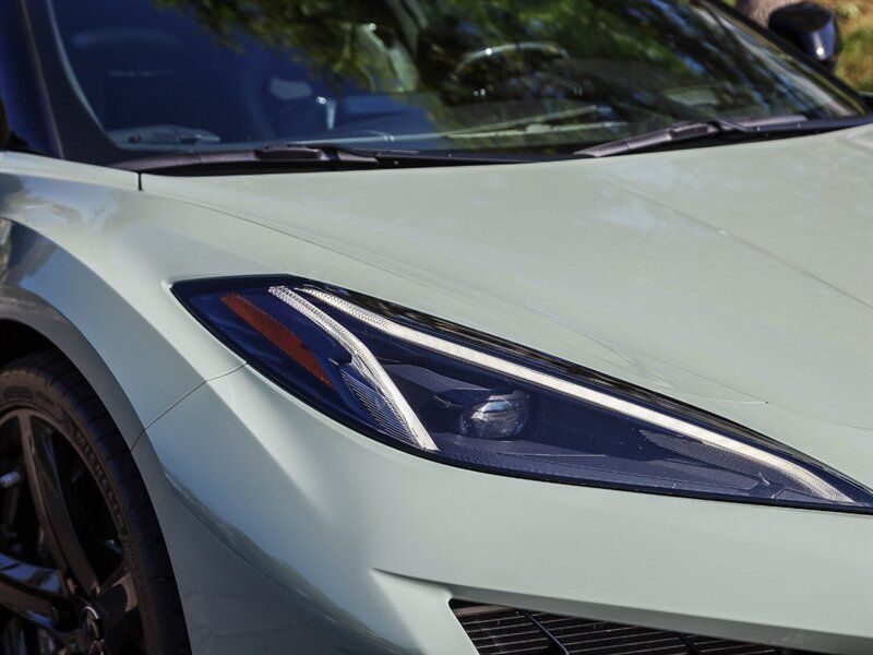 Used 2024 Chevrolet Corvette Z06 RWD image 10