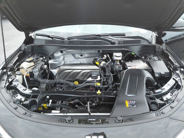 Used 2024 Buick Envista Sport Touring w/ Convenience I Package FWD image 32