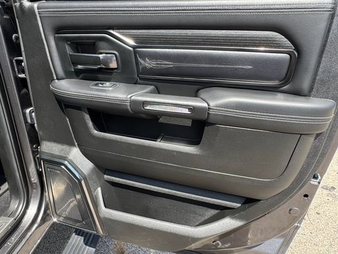 Used 2024 RAM 3500 Limited AWD/4WD image 20