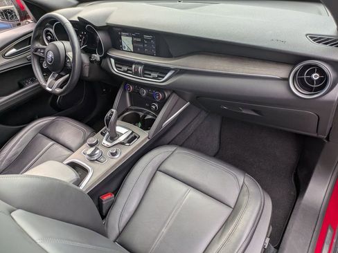 Used 2022 Alfa Romeo Stelvio Ti image 26