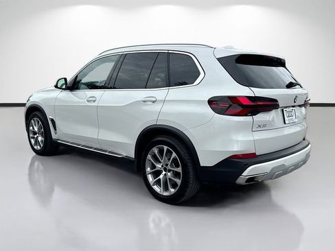 Used 2025 BMW X5 xDrive40i AWD/4WD image 5