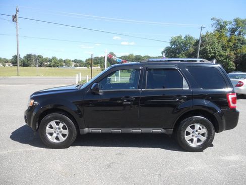 Used 2010 Ford Escape Limited AWD/4WD image 1