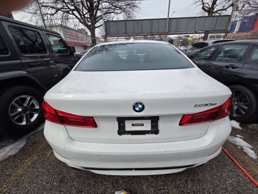Used 2018 BMW 530e RWD image 5