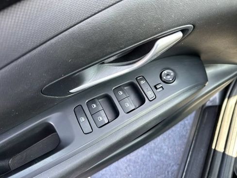 Used 2022 Hyundai Tucson SEL FWD image 19