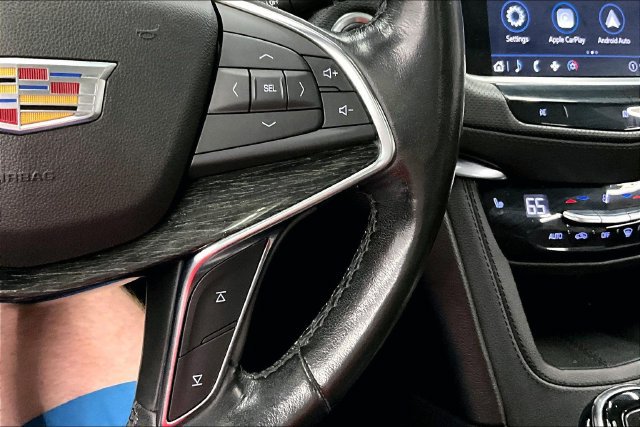 Used 2021 Cadillac XT5 Premium Luxury FWD image 28