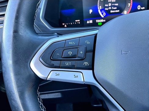 Used 2022 Volkswagen Tiguan SE image 18