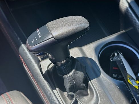 Used 2024 Dodge Durango GT RWD image 13