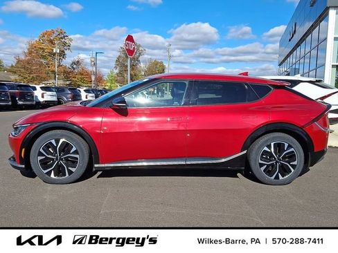 Certified 2023 Kia EV6 Wind image 9