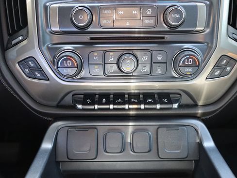 Used 2017 Chevrolet Silverado 1500 High Country w/ High Desert Package AWD/4WD image 9