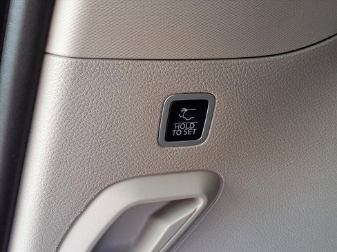 Used 2022 Jeep Wagoneer Series II image 11