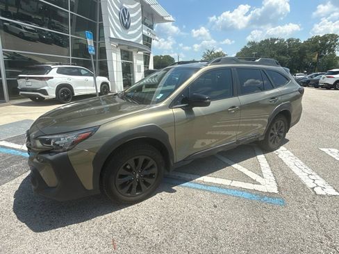 Used 2023 Subaru Outback Onyx Edition XT AWD/4WD image 3