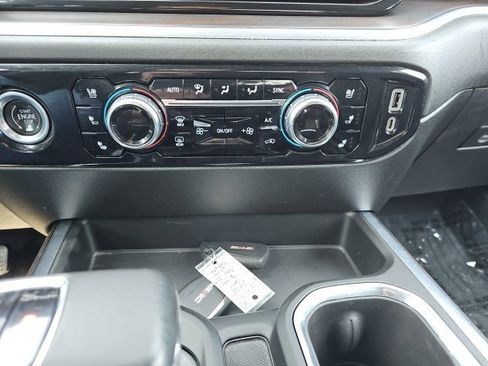 Used 2022 GMC Sierra 1500 SLT image 21