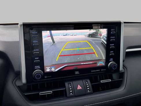 Used 2019 Toyota RAV4 Limited w/ Cold Weather Package FWD image 29