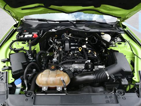 Used 2020 Ford Mustang Premium RWD image 13