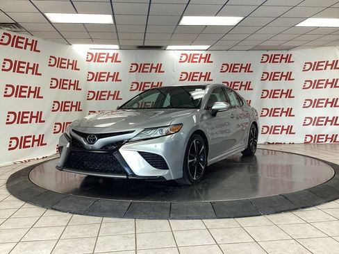 Used 2018 Toyota Camry XSE w/ Audio Package FWD image 3