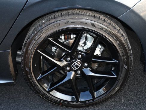 Used 2024 Honda Civic Sport image 39