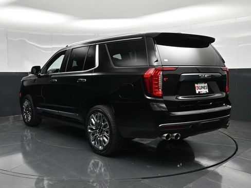 Used 2023 GMC Yukon Denali Ultimate AWD/4WD image 11