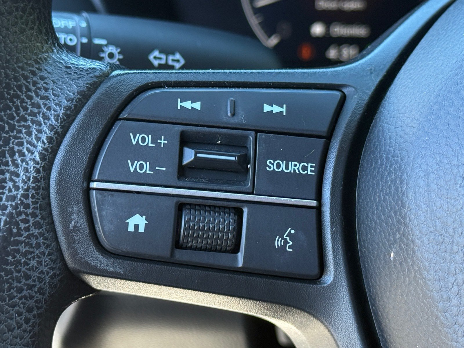 Used 2024 Honda HR-V LX image 23
