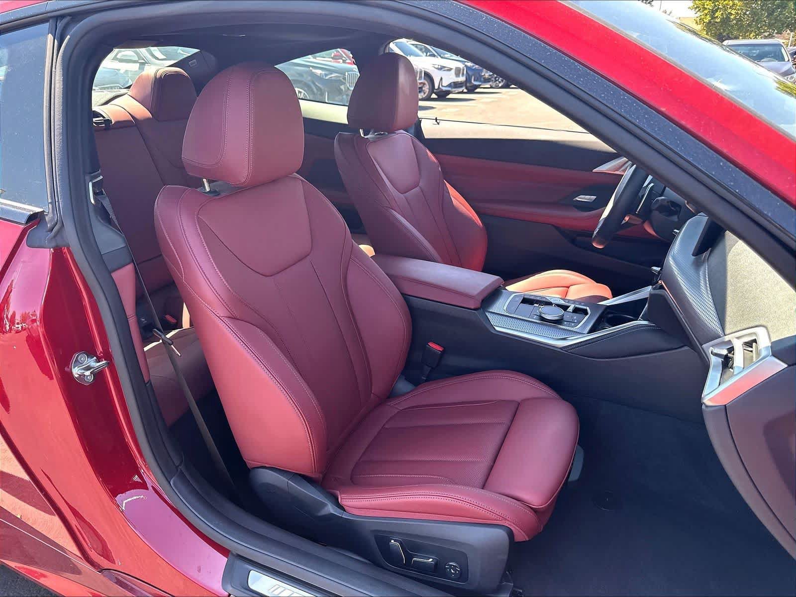 Used 2026 BMW 440i xDrive Coupe w/ Premium Package AWD/4WD image 29