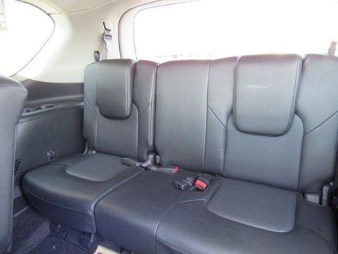 Used 2021 Nissan Armada SL image 37