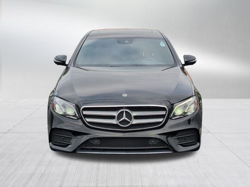 Used 2020 Mercedes-Benz E 350 Sedan image 2