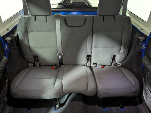 Used 2022 Jeep Wrangler Unlimited Sahara w/ LED Lighting Group image 22