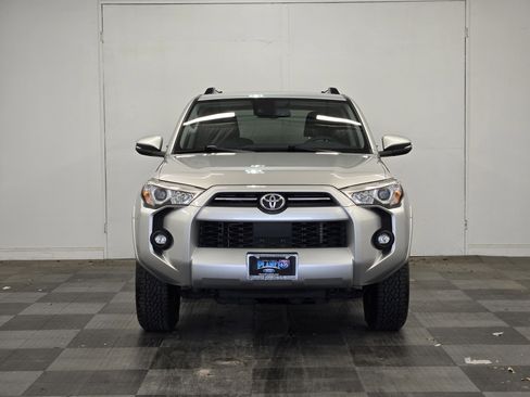 Used 2022 Toyota 4Runner SR5 Premium w/ Moonroof Package RWD image 3