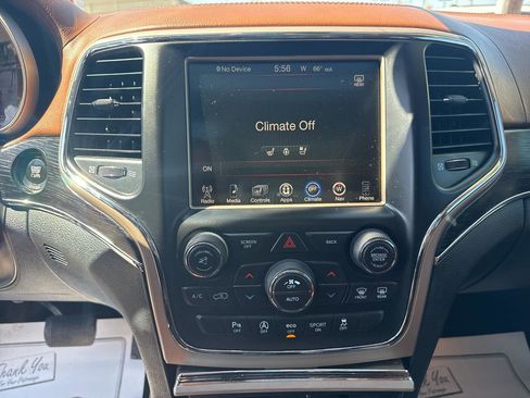 Used 2016 Jeep Grand Cherokee Summit w/ Platinum Series Group image 22