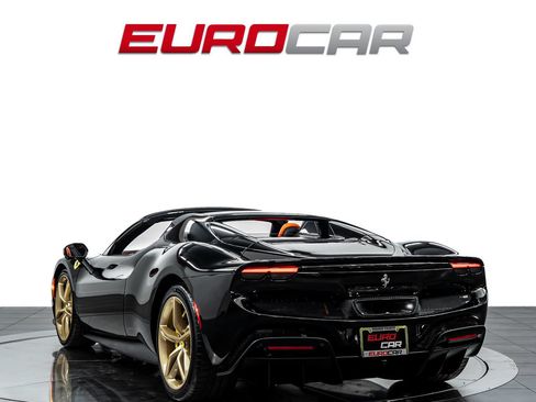Used 2025 Ferrari 296 GTS RWD image 4