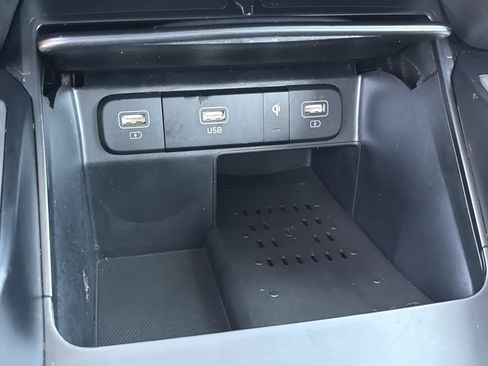 Used 2023 Kia Sorento S w/ Panoramic Sunroof Package FWD image 30