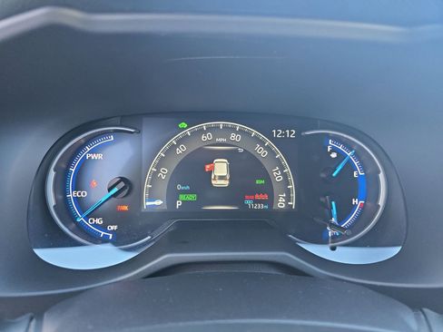 Used 2024 Toyota RAV4 XLE image 25