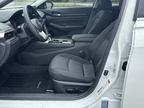 New 2025 Nissan Altima 2.5 SV w/ SV Premium Package image 10