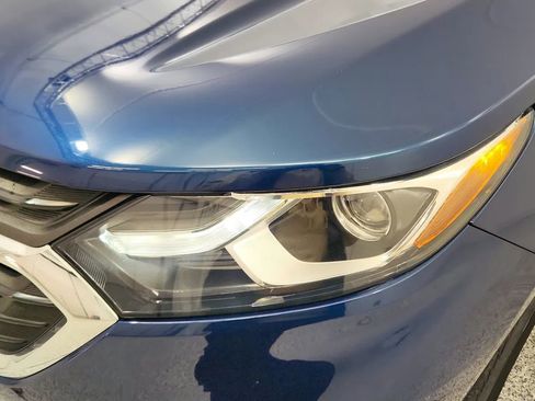 Used 2020 Chevrolet Equinox LT w/ Driver Convenience Package image 14