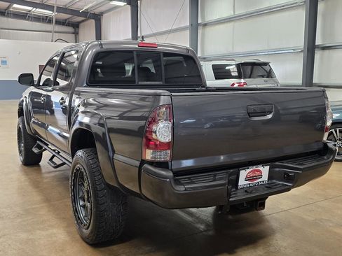 Used 2012 Toyota Tacoma 4x4 Double Cab w/ TRD Sport Pkg image 6