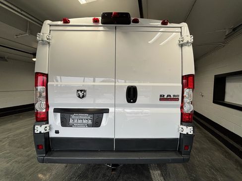 Used 2017 RAM ProMaster 1500 w/ Interior Convenience Group image 8