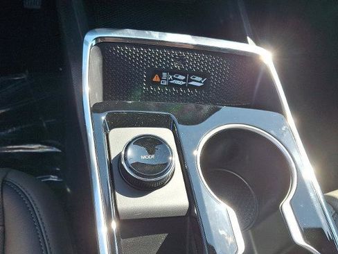 New 2026 Chevrolet Equinox LT w/ Convenience Package II image 7