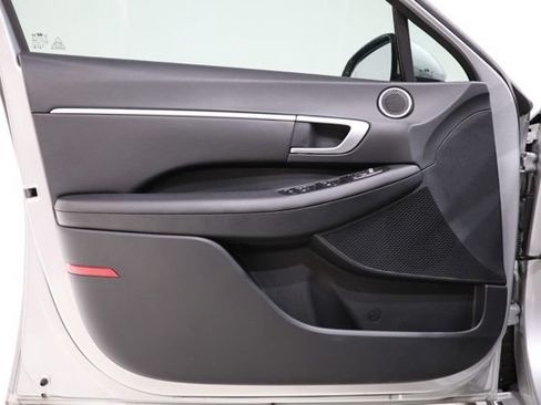 Certified 2024 Hyundai Sonata SEL w/ Convenience Package FWD image 16