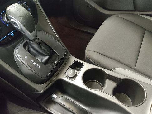 Used 2016 Ford Escape S image 26