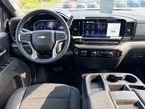 New 2026 Chevrolet Silverado 3500 LT w/ Z71 Off-Road Package AWD/4WD image 2