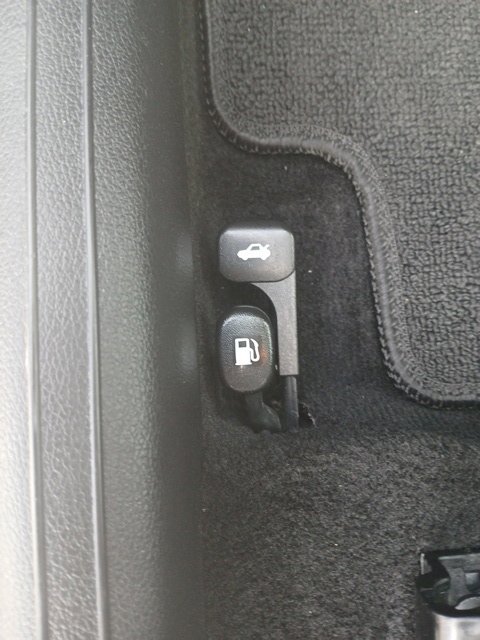 Used 2024 Kia Forte LXS w/ LXS Technology Package FWD image 24